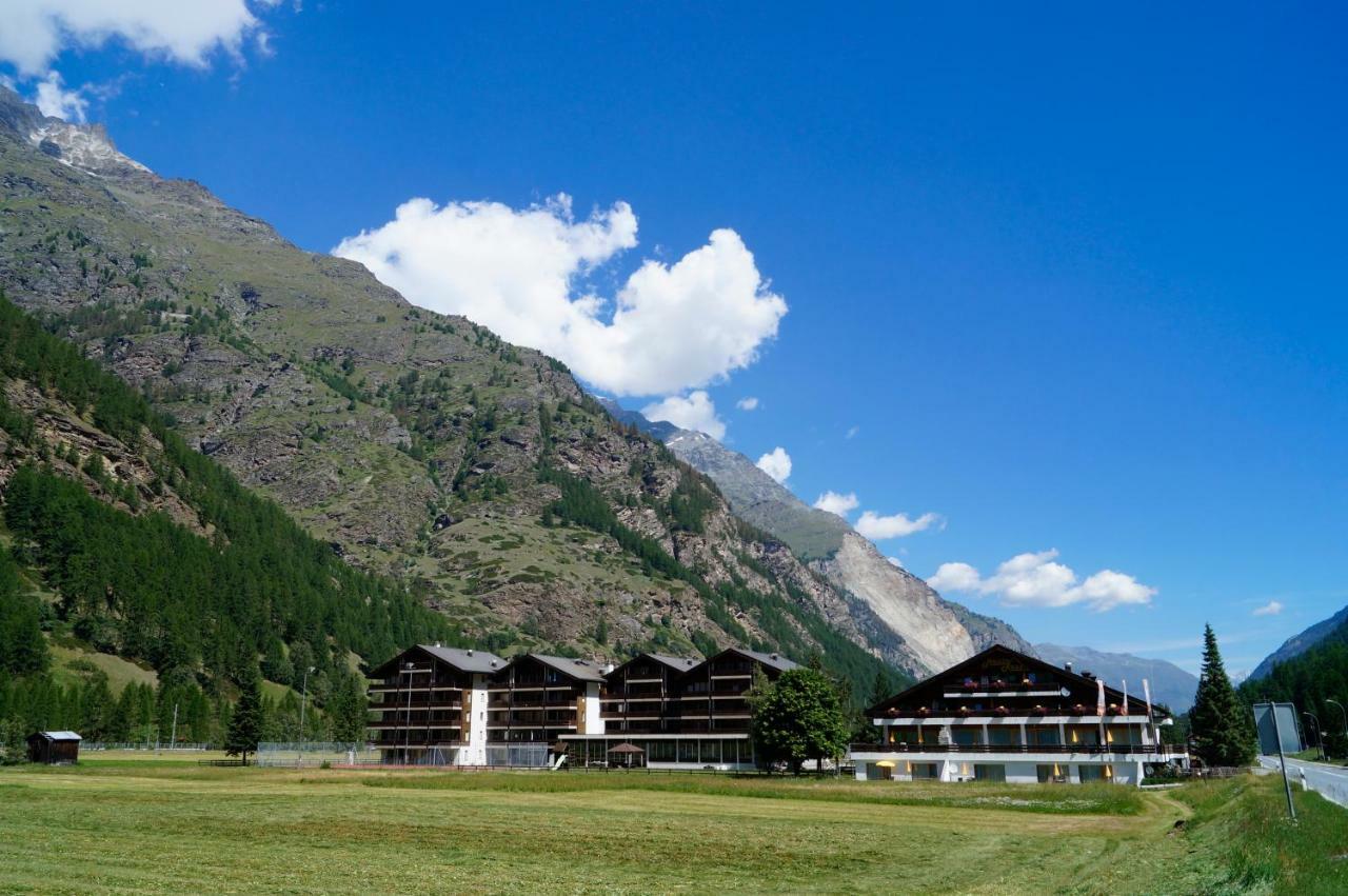 Monte Rosa D 412 Aparthotel Tasch Exterior photo
